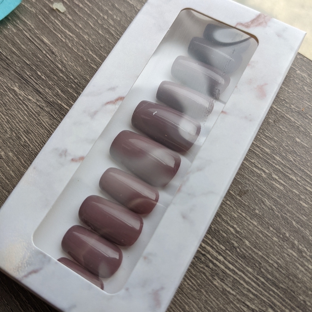 Color Changing Press on Nails